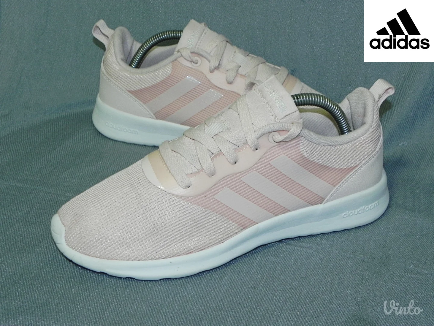 **ADIDAS cloudfoam**lagane i udobne patike br.38