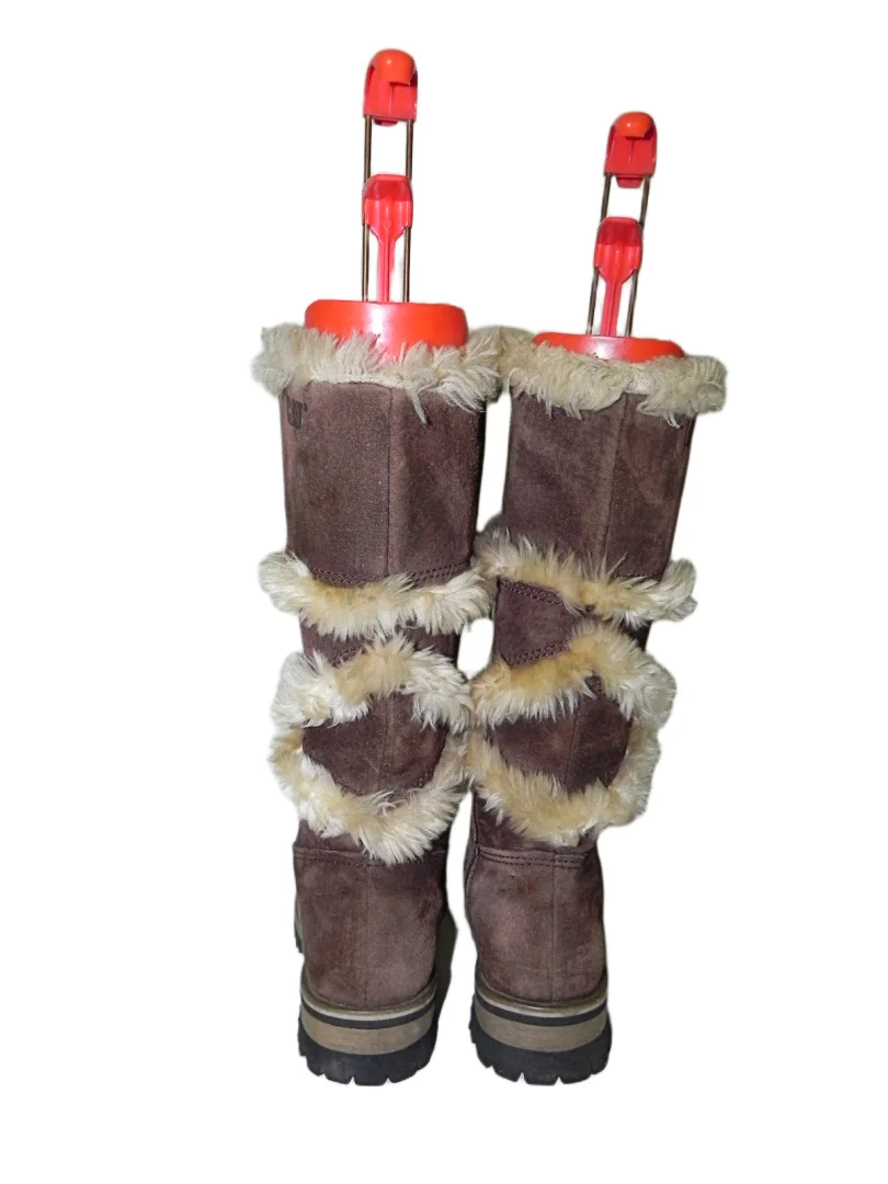 **CATerpillar** kožne tople,duge kao nove čizme br.38