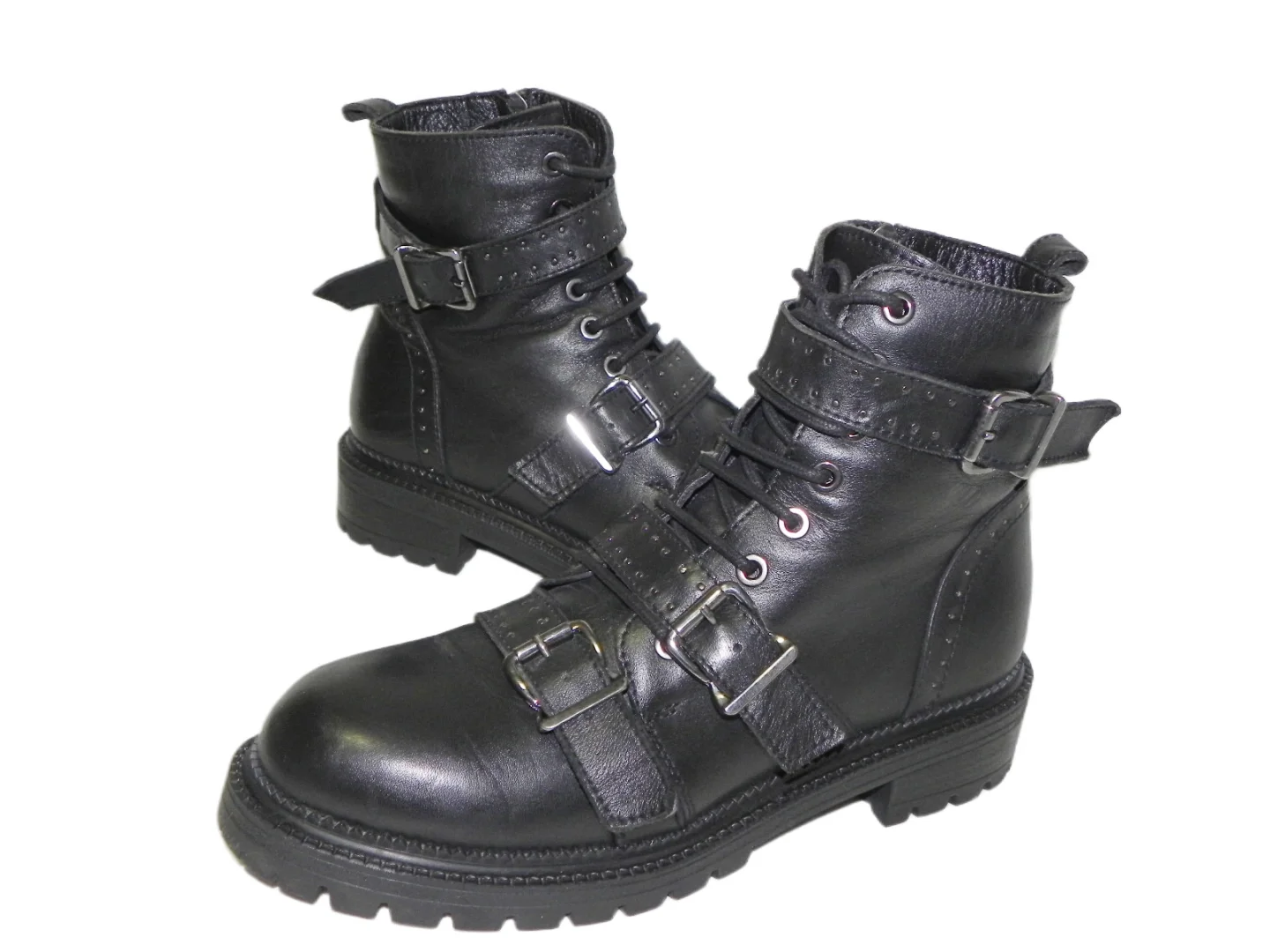 **KOŽNE ATRAKTIVNE-URBANE KOŽNE ČIZME**br.40