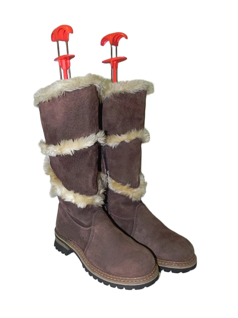 **CATerpillar** kožne tople,duge kao nove čizme br.38