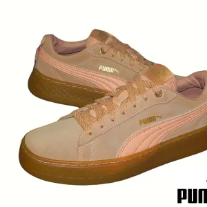 **PUMA Smash platforma**kožne kao nove patike br.38
