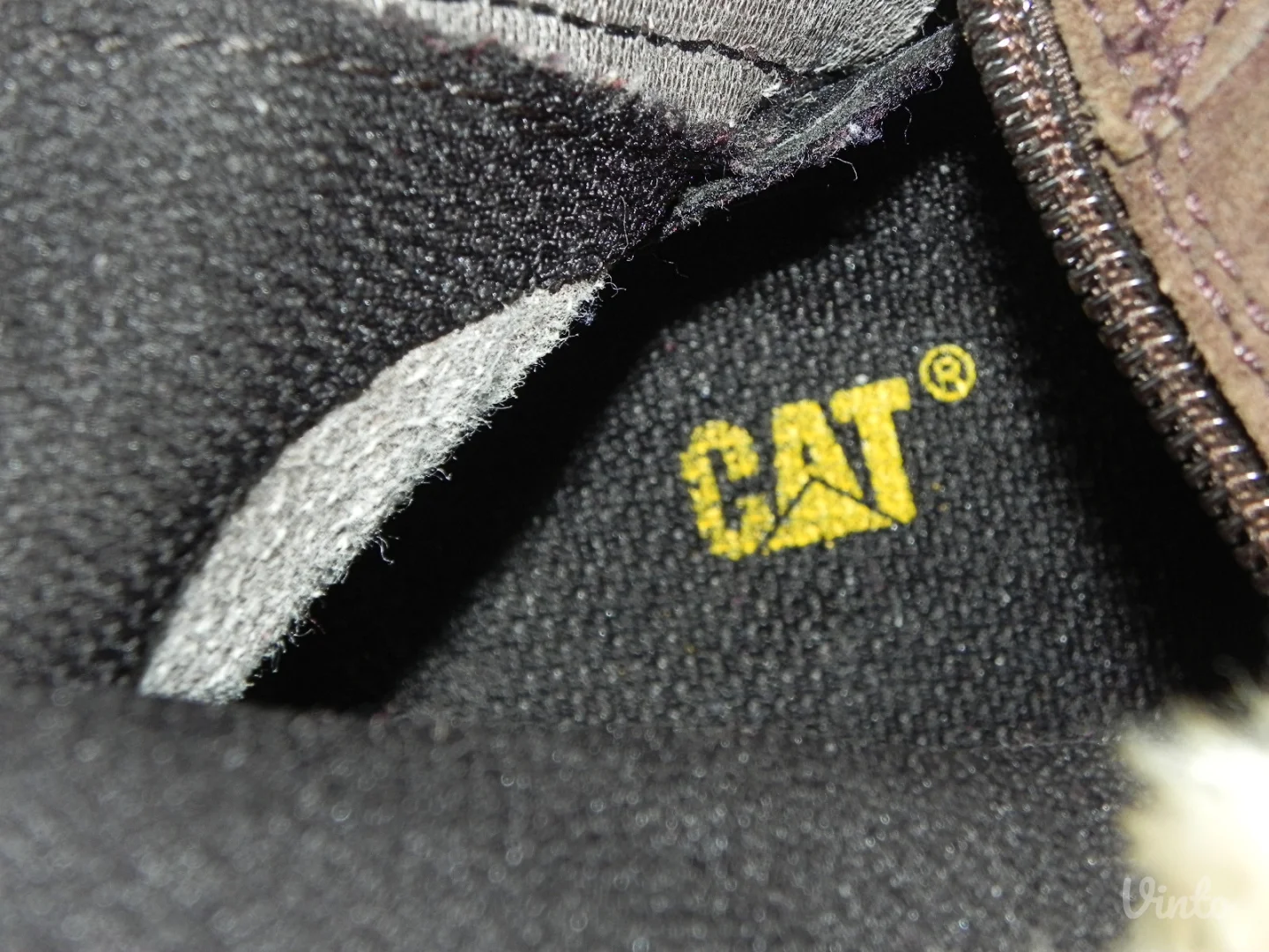 **CATerpillar** kožne tople,duge kao nove čizme br.38