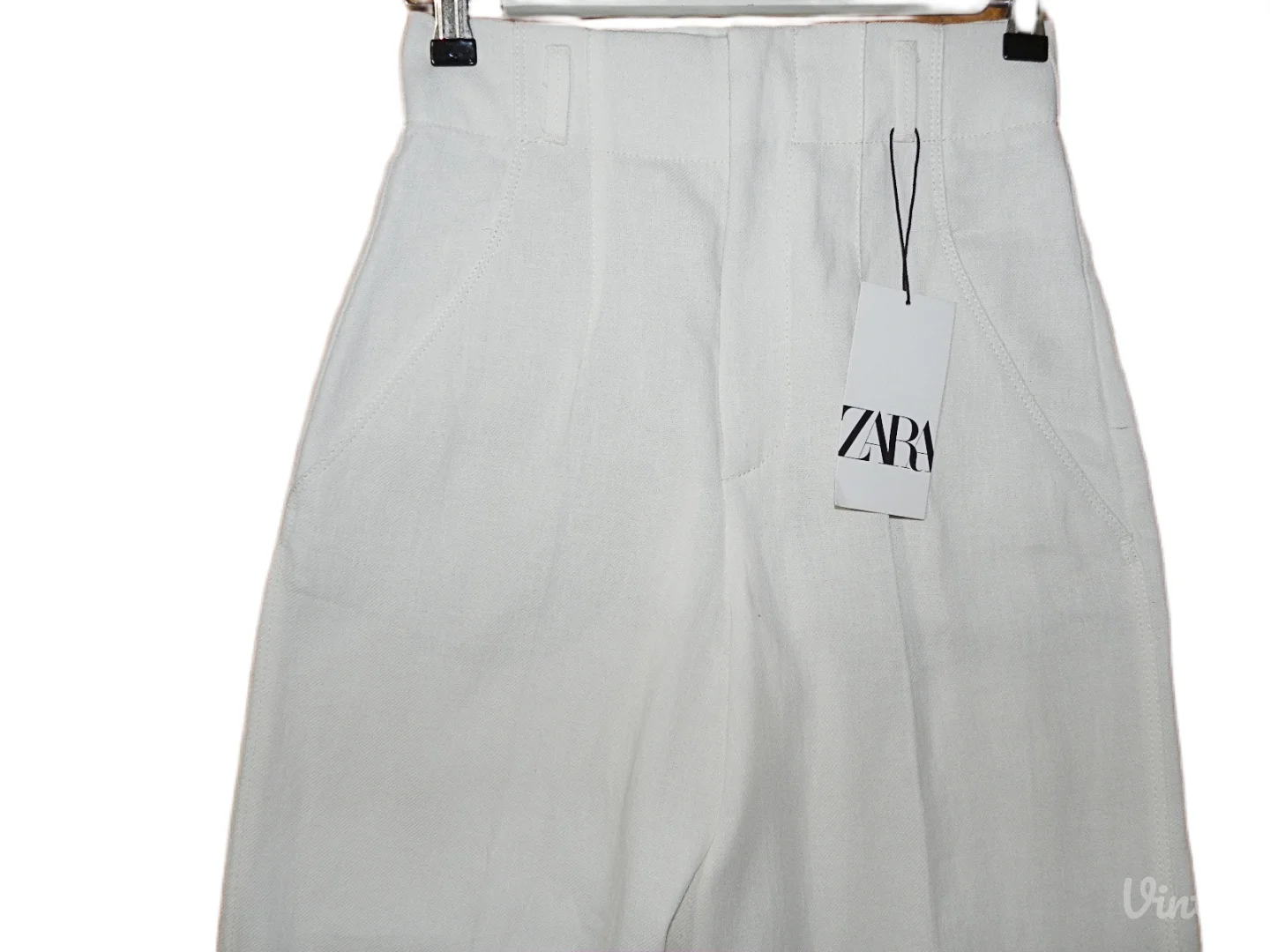 **ZARA** nove sa etiketom lanene pantalone vel.XS
