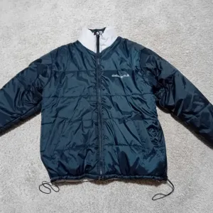 Sisulan Sports jakna sa dva lica