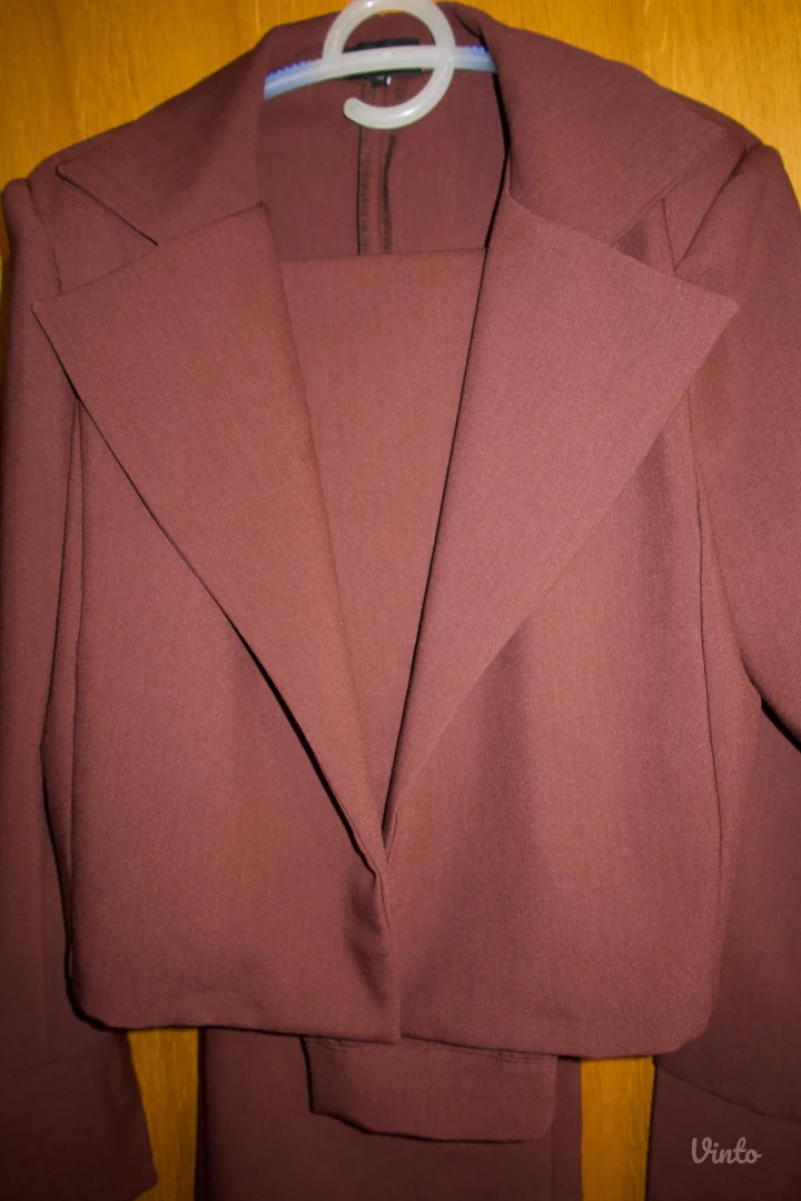 Komplet (pantalone i kosulja) Andress design