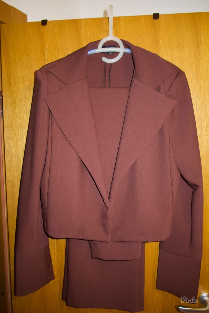 Komplet (pantalone i kosulja) Andress design