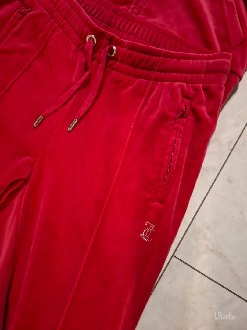 NOVA crvena Juicy Couture trenerka set S/36