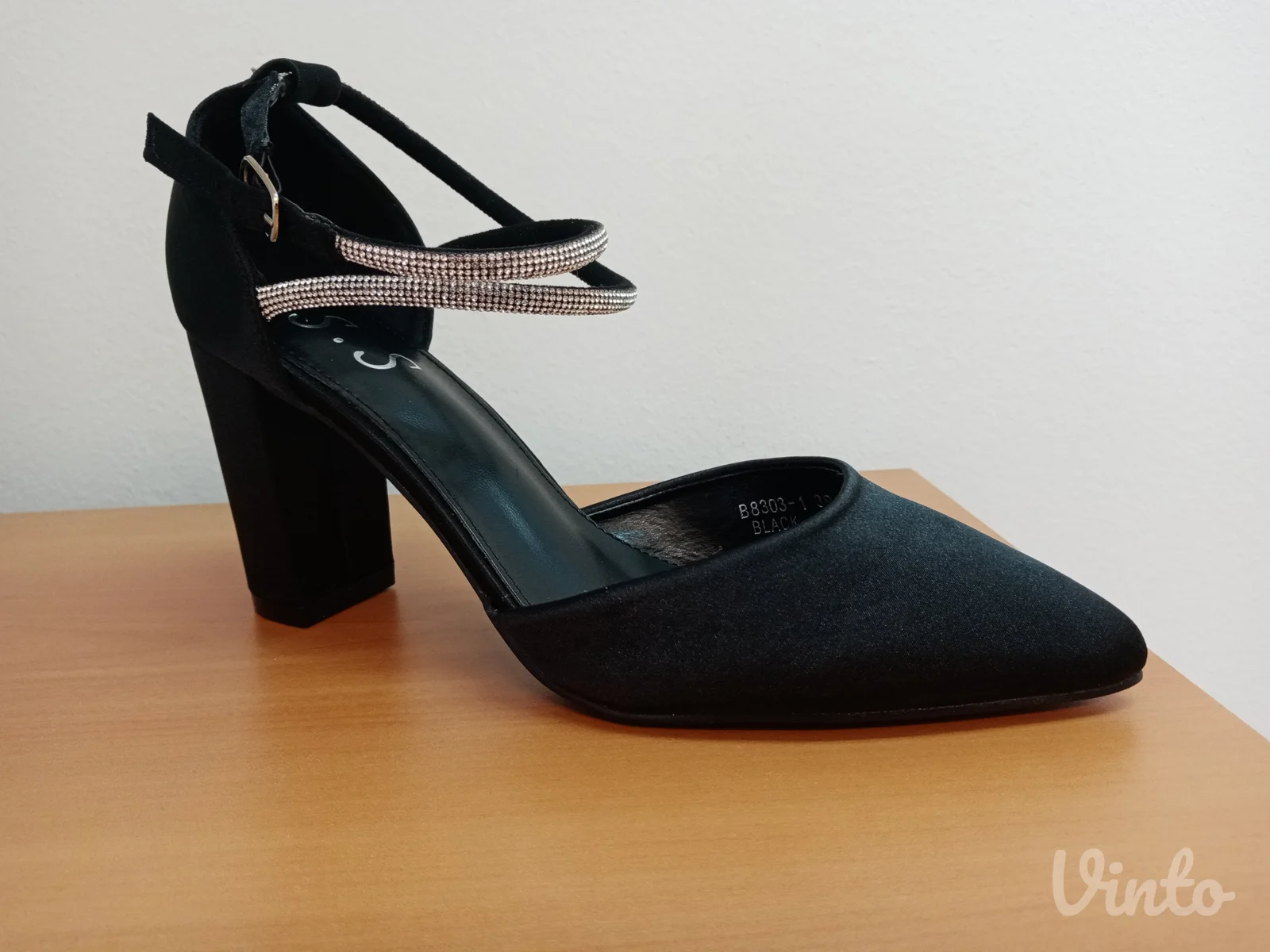 Cipele salonke NOVE 39
