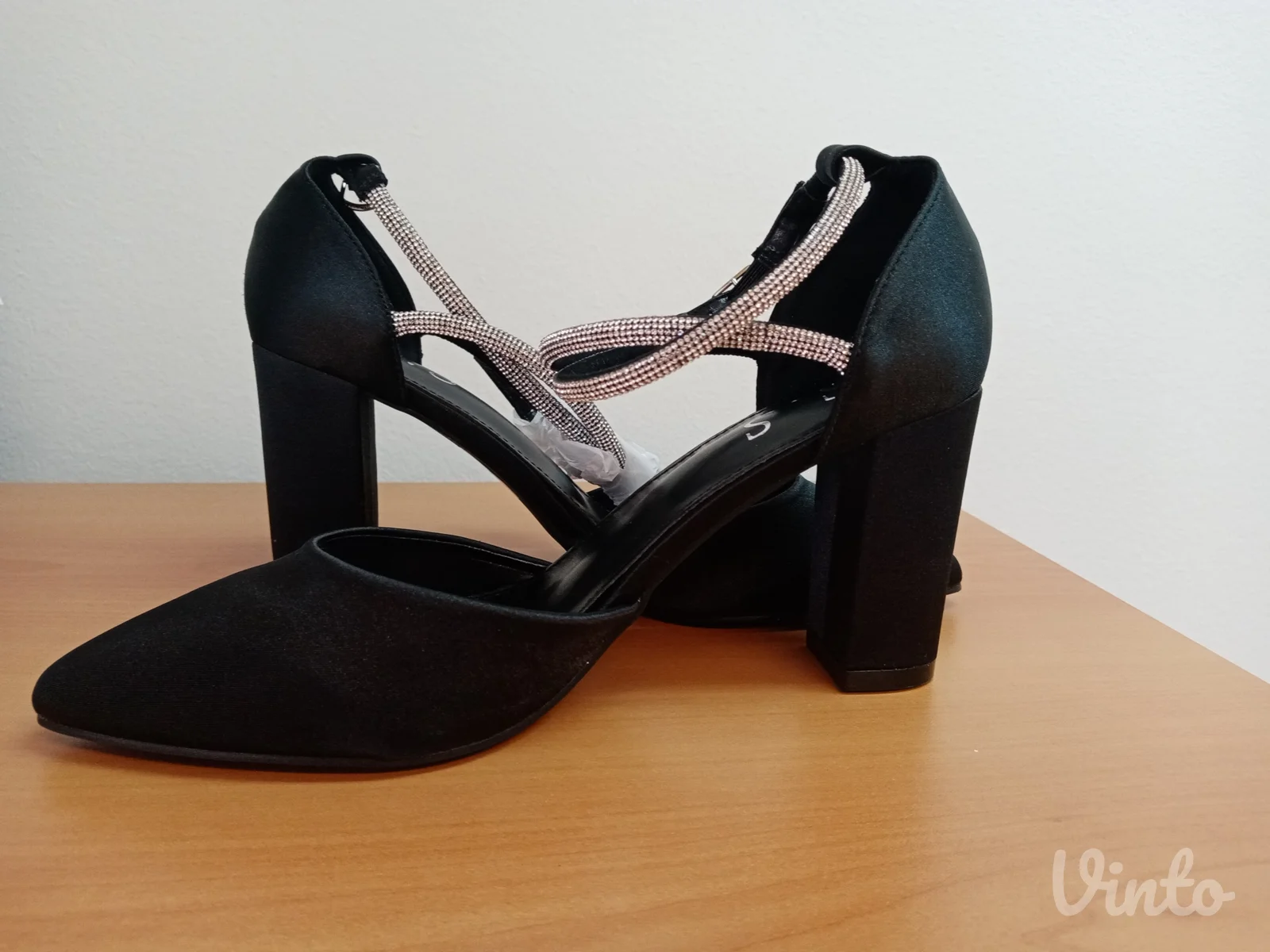 Cipele salonke NOVE 39
