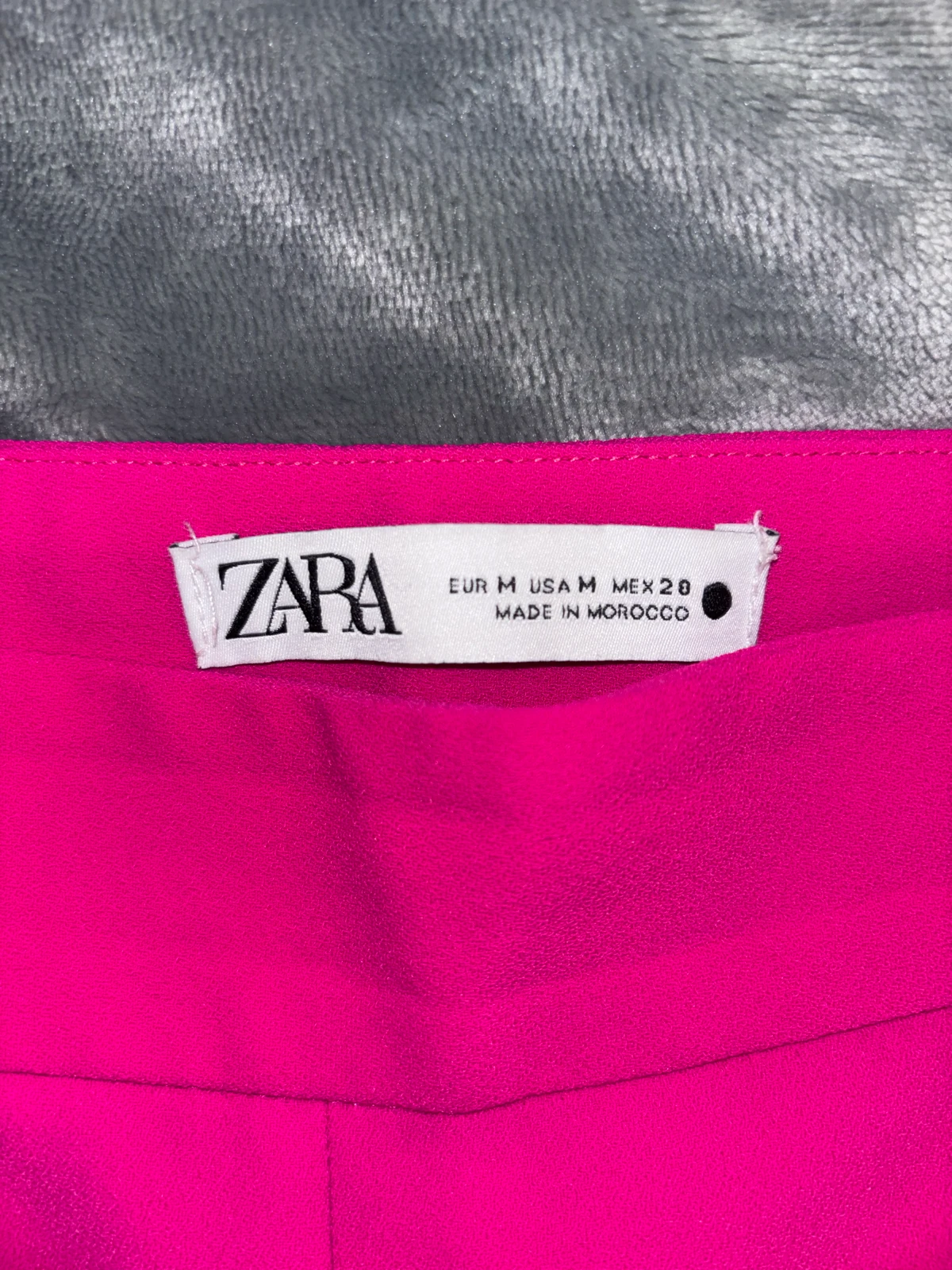 Zara svecane pantalone