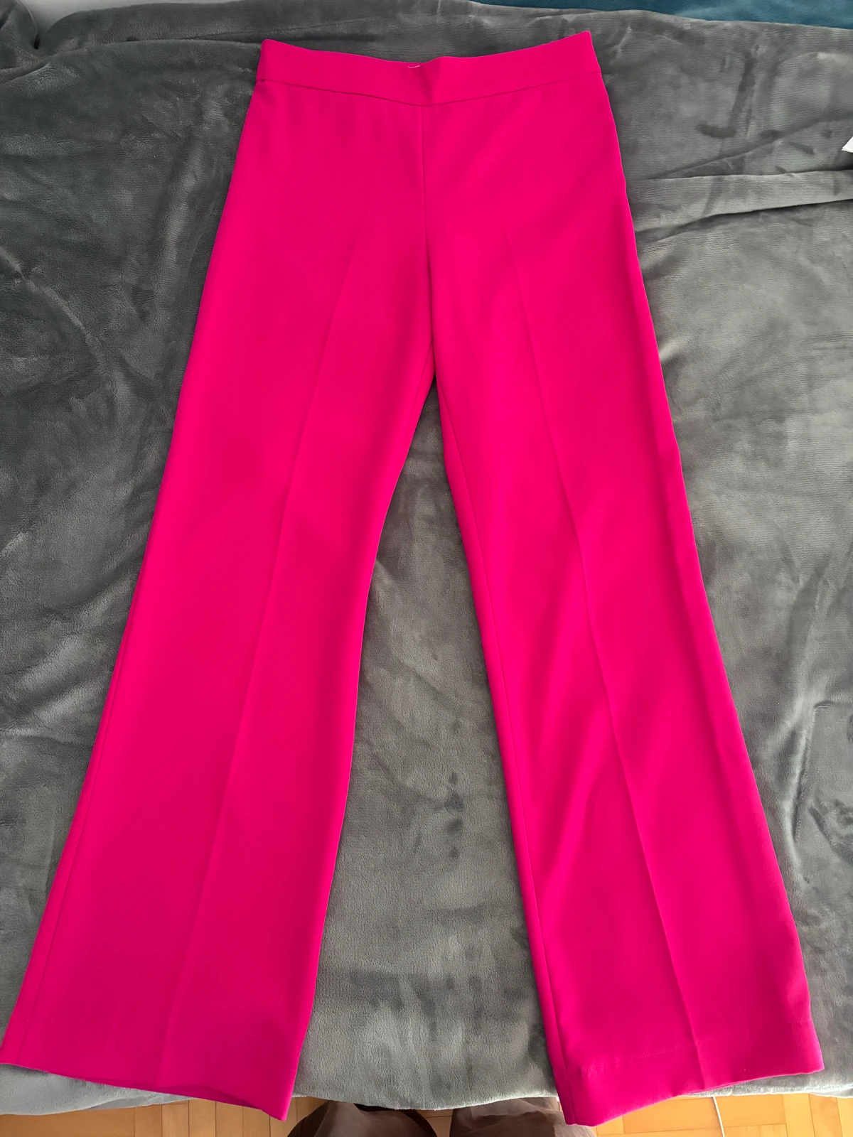 Zara svecane pantalone