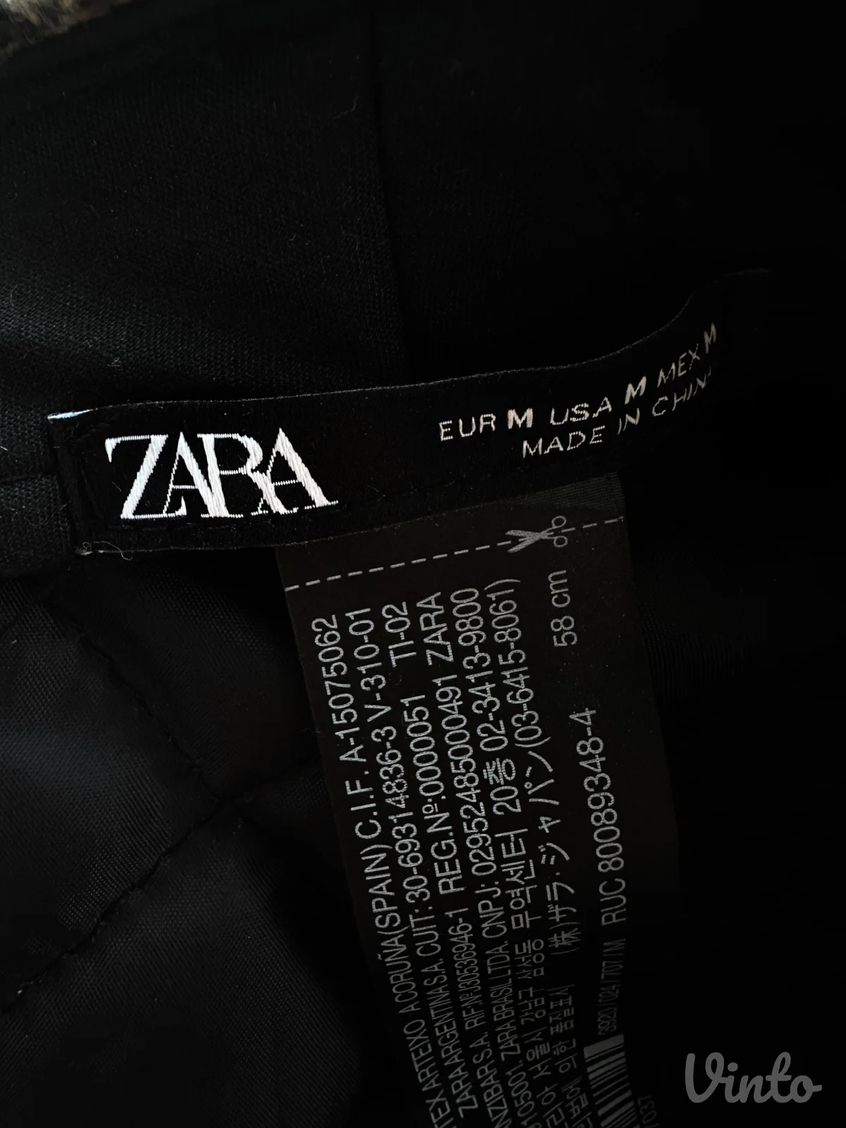 ZARA kačket