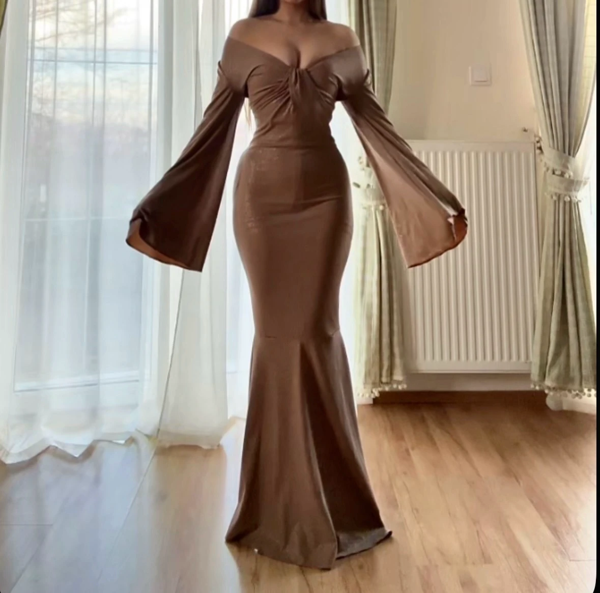 viralna sivena haljina