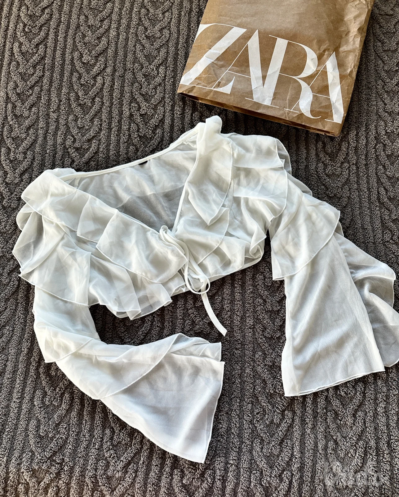 SHEIN lepršava bluza