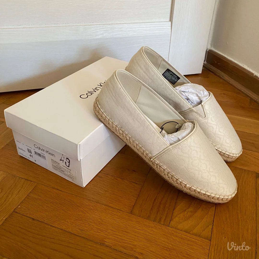Calvin Klein espadrile nove