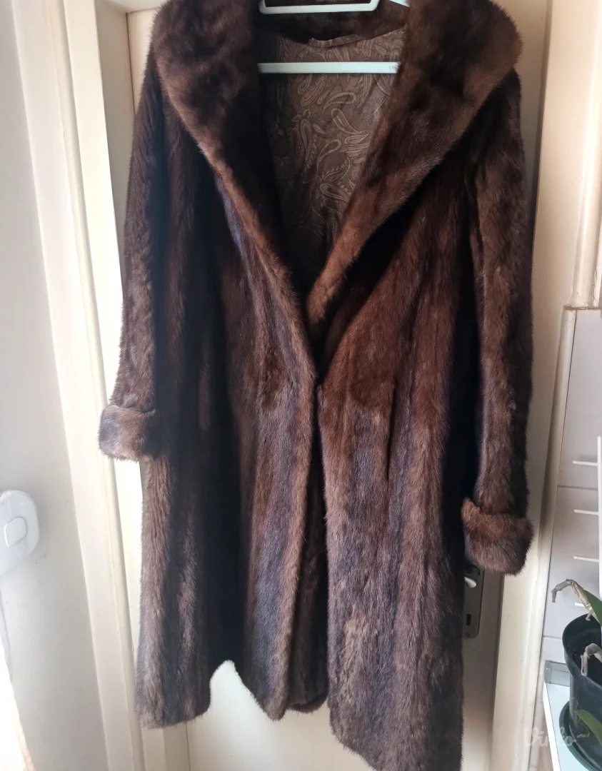 Luksuzna bunda od nerca - odlično stanje