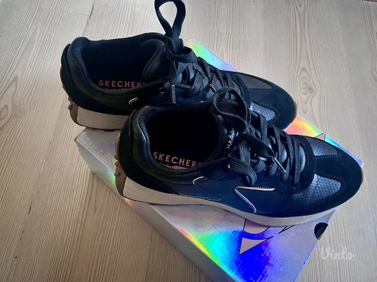 Skechers Kozne Patike 41