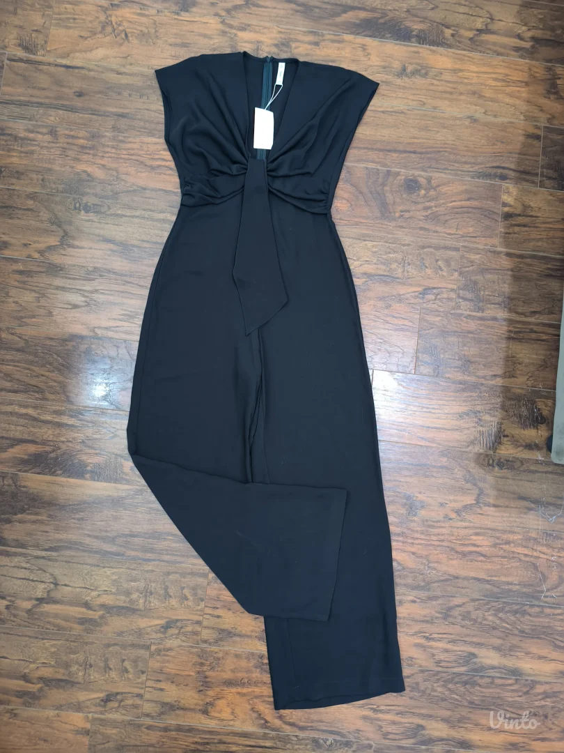 MNG kombinezon nov sa etiketom