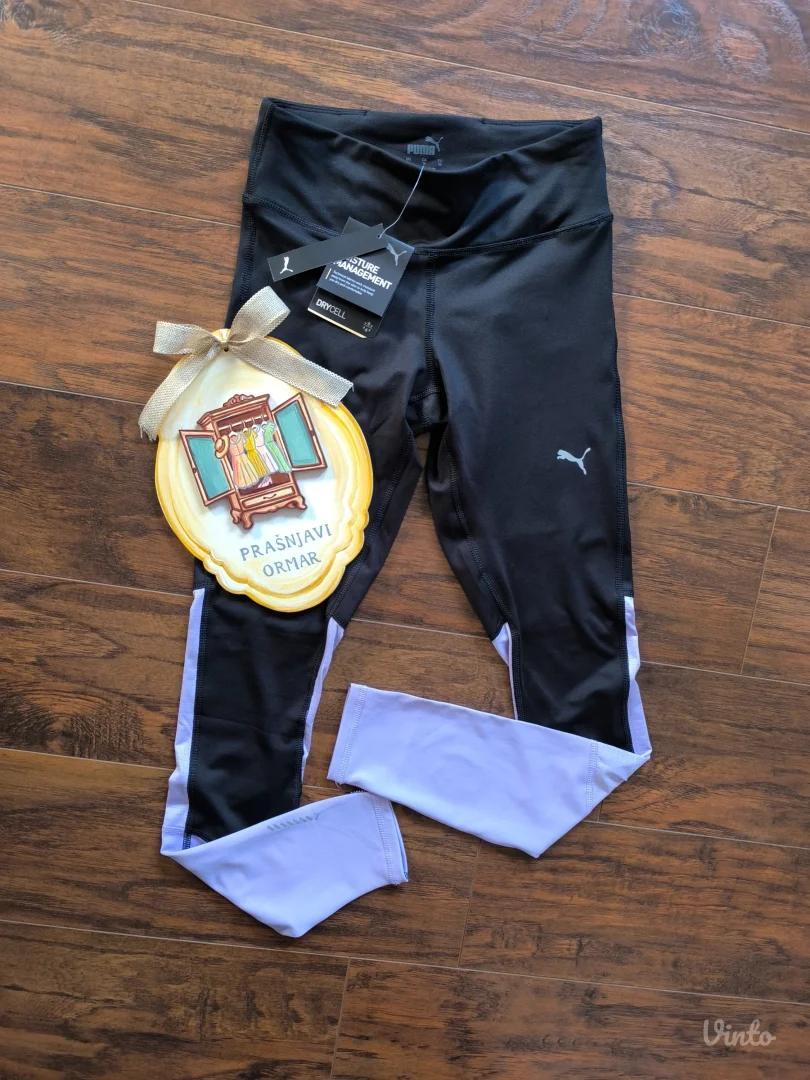 Pumpa original helanke sa etiketom