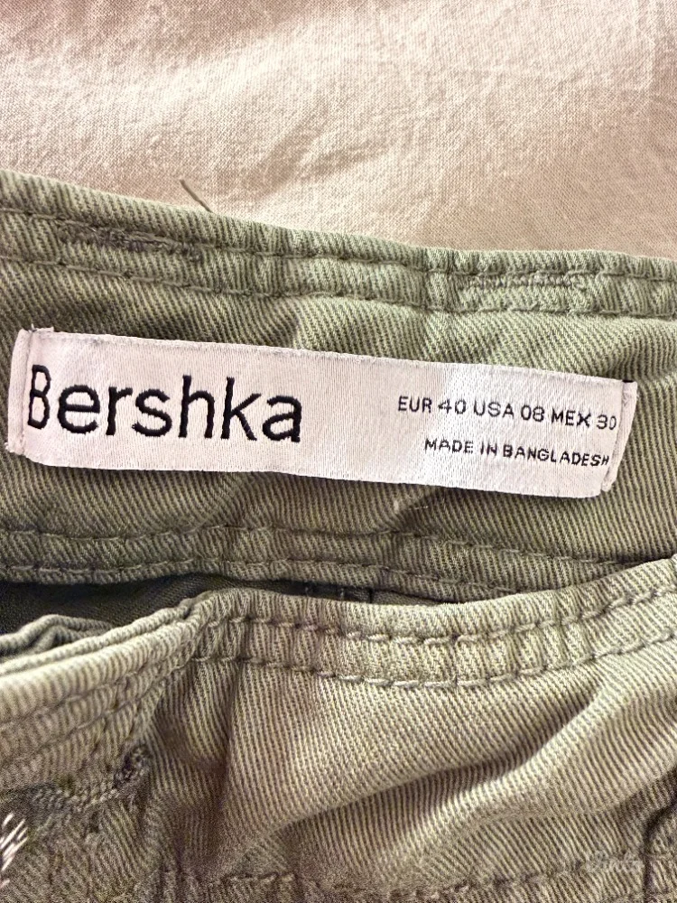 Bershka pantalone
