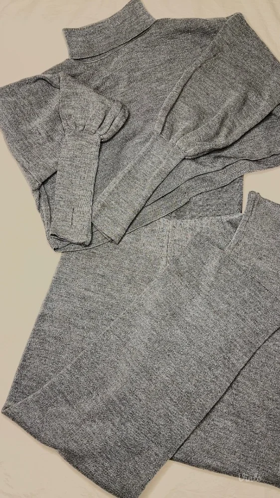 Knit komplet dzemper i donji deo