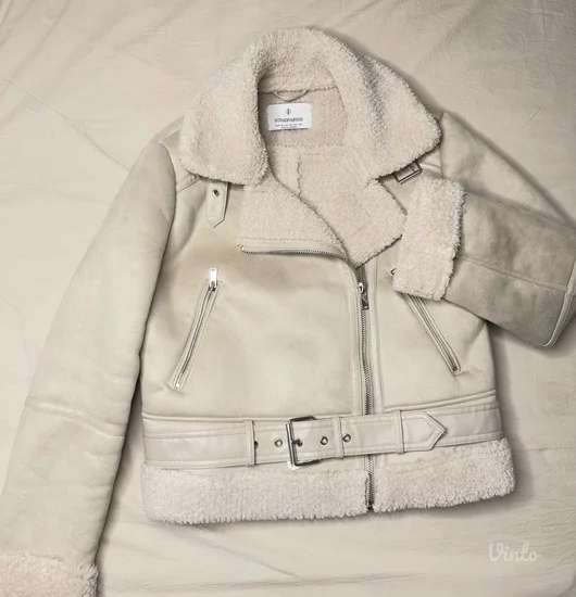 Stradivarius jaknica