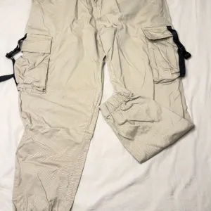 New Yorker pantalone