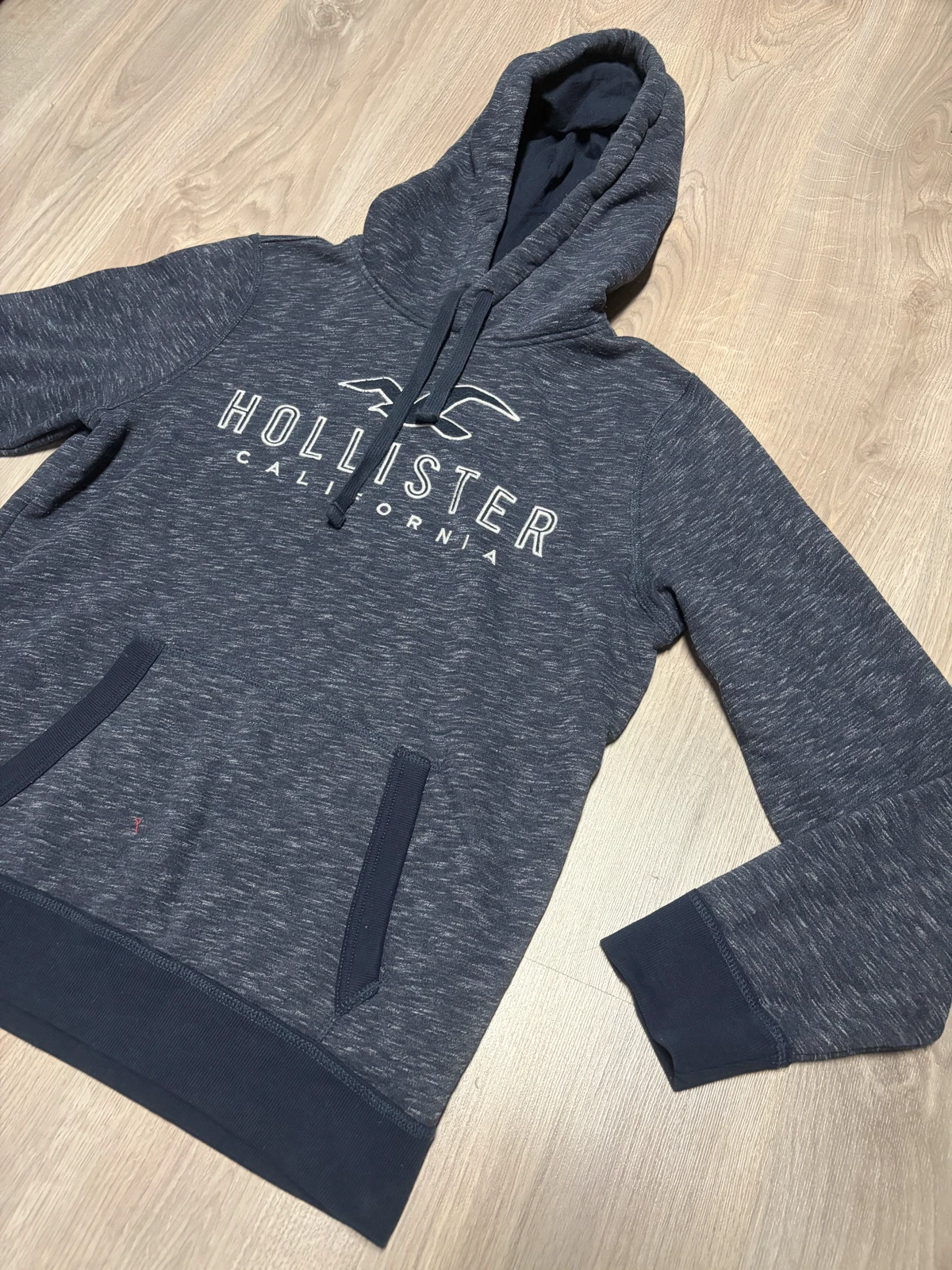 Hollister duks (M vel.) ORIGINAL