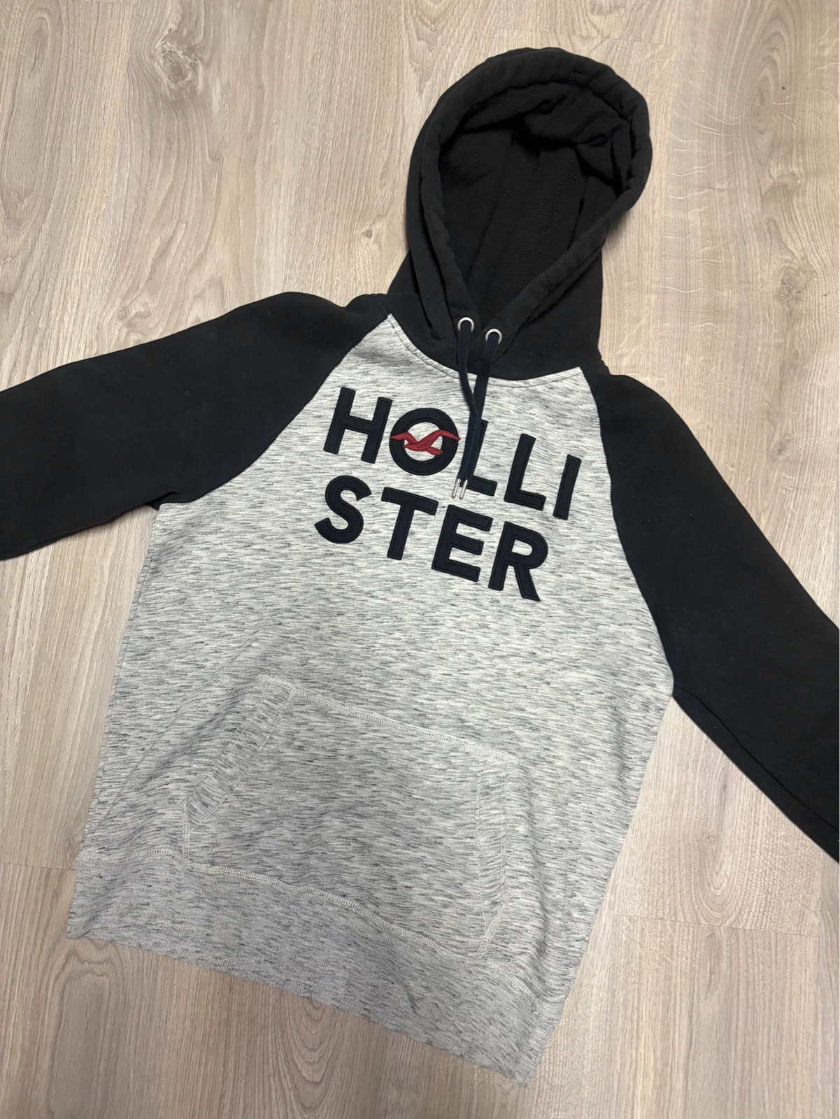 Hollister duks (M vel.) ORIGINAL