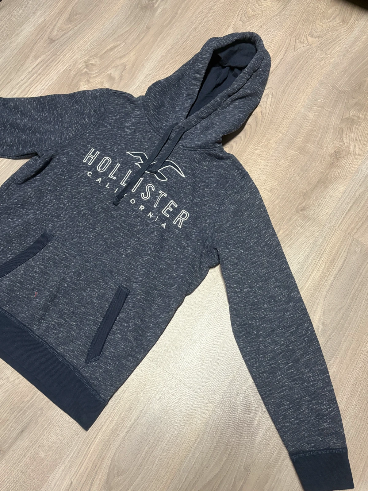 Hollister duks (M vel.) ORIGINAL