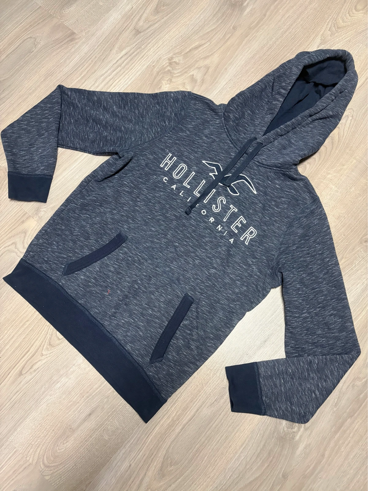 Hollister duks (M vel.) ORIGINAL