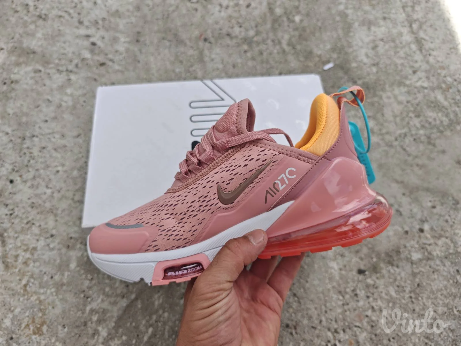 Nike Air Max 270 Premium Pink