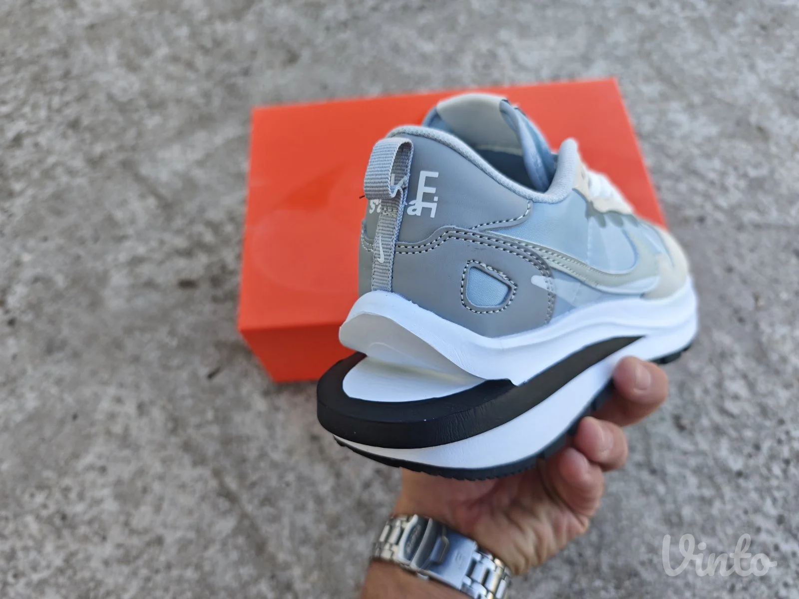 Nike Vaporwaffle Sacai Sail Gum