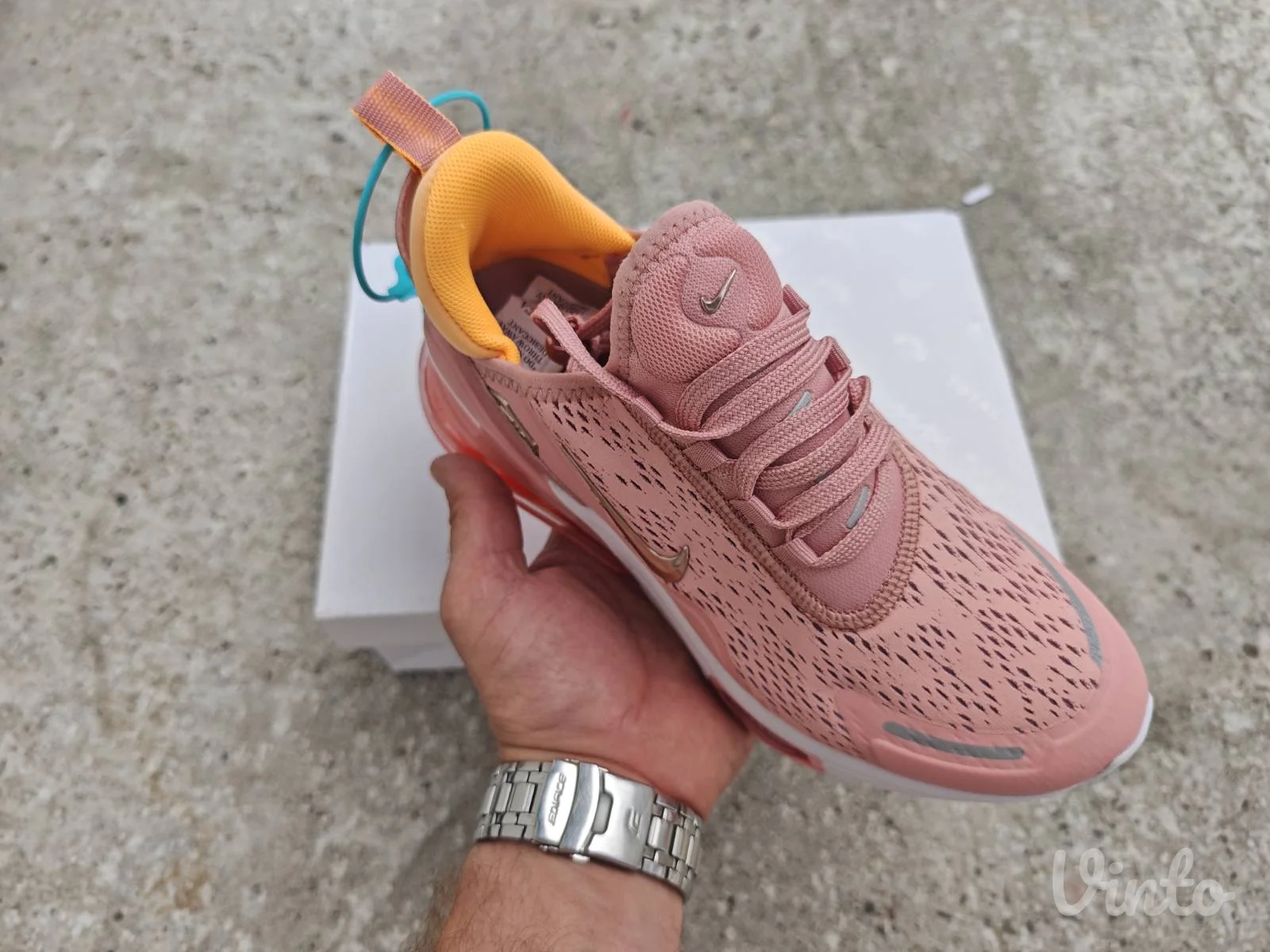 Nike Air Max 270 Premium Pink