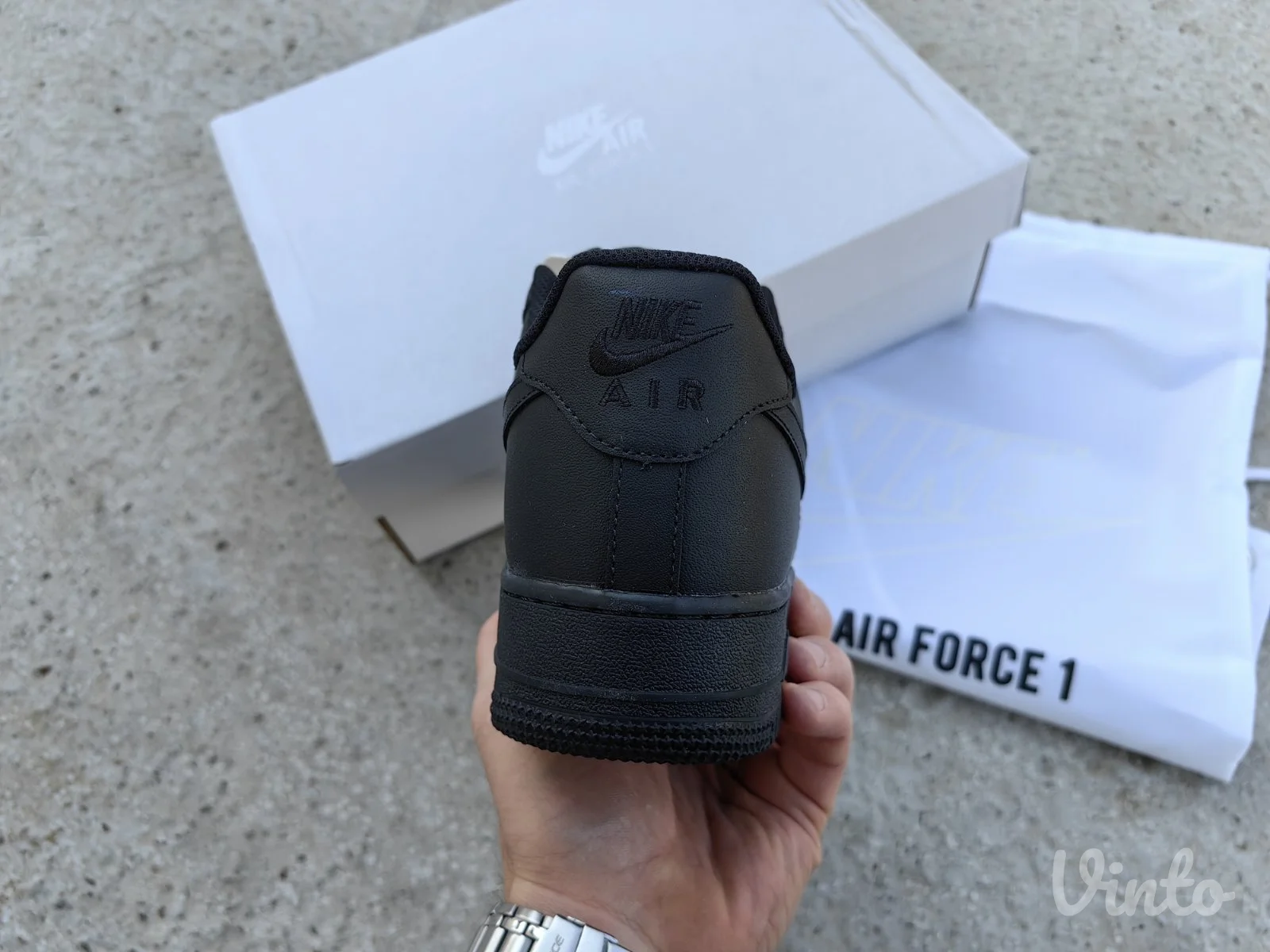 Nike Air Force 1 Triple Black