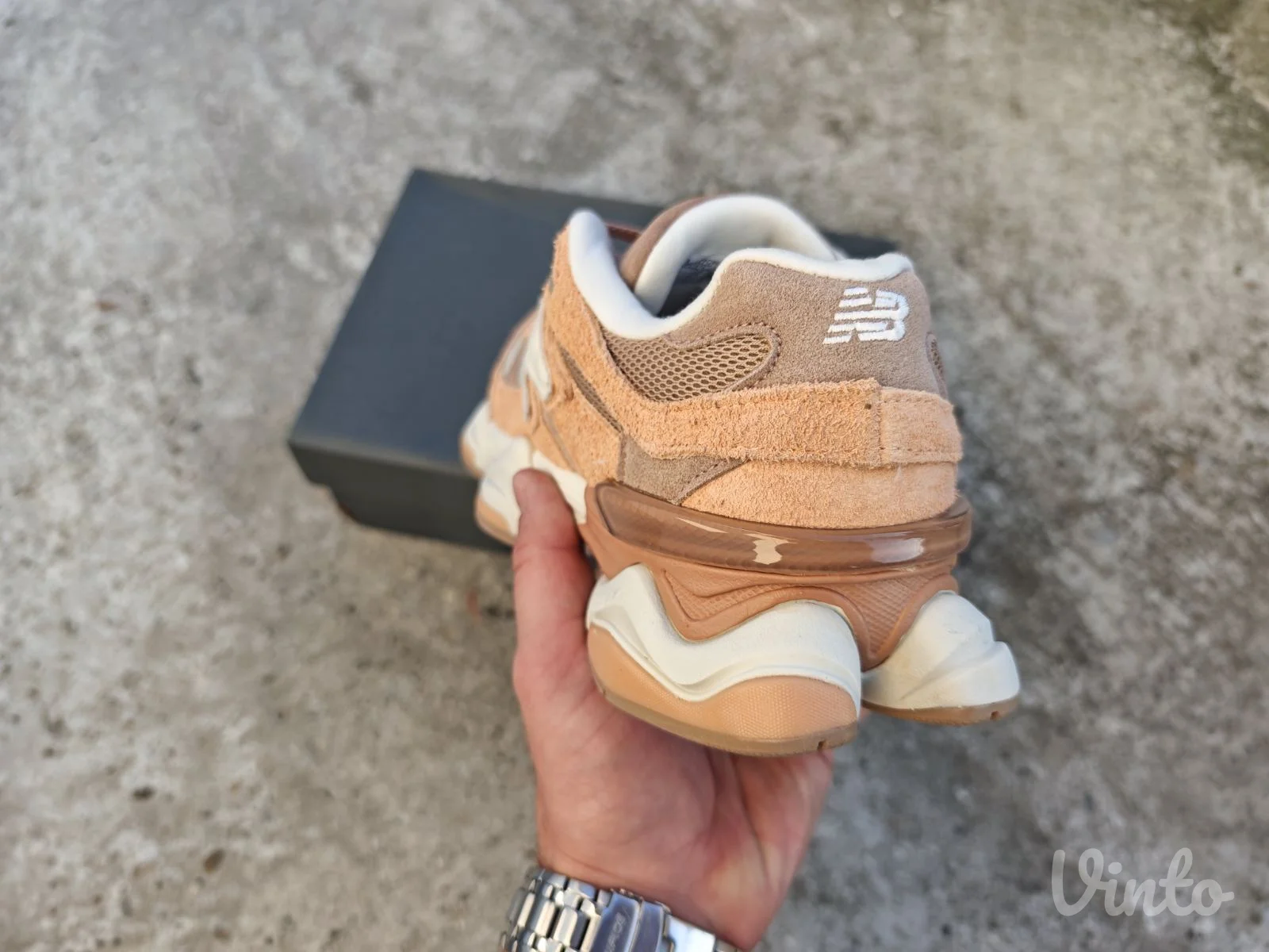 New Balance 9060 Flat Taupe Copper