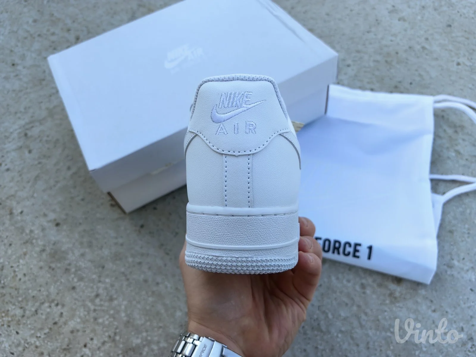 Nike Air Force 1 Triple White