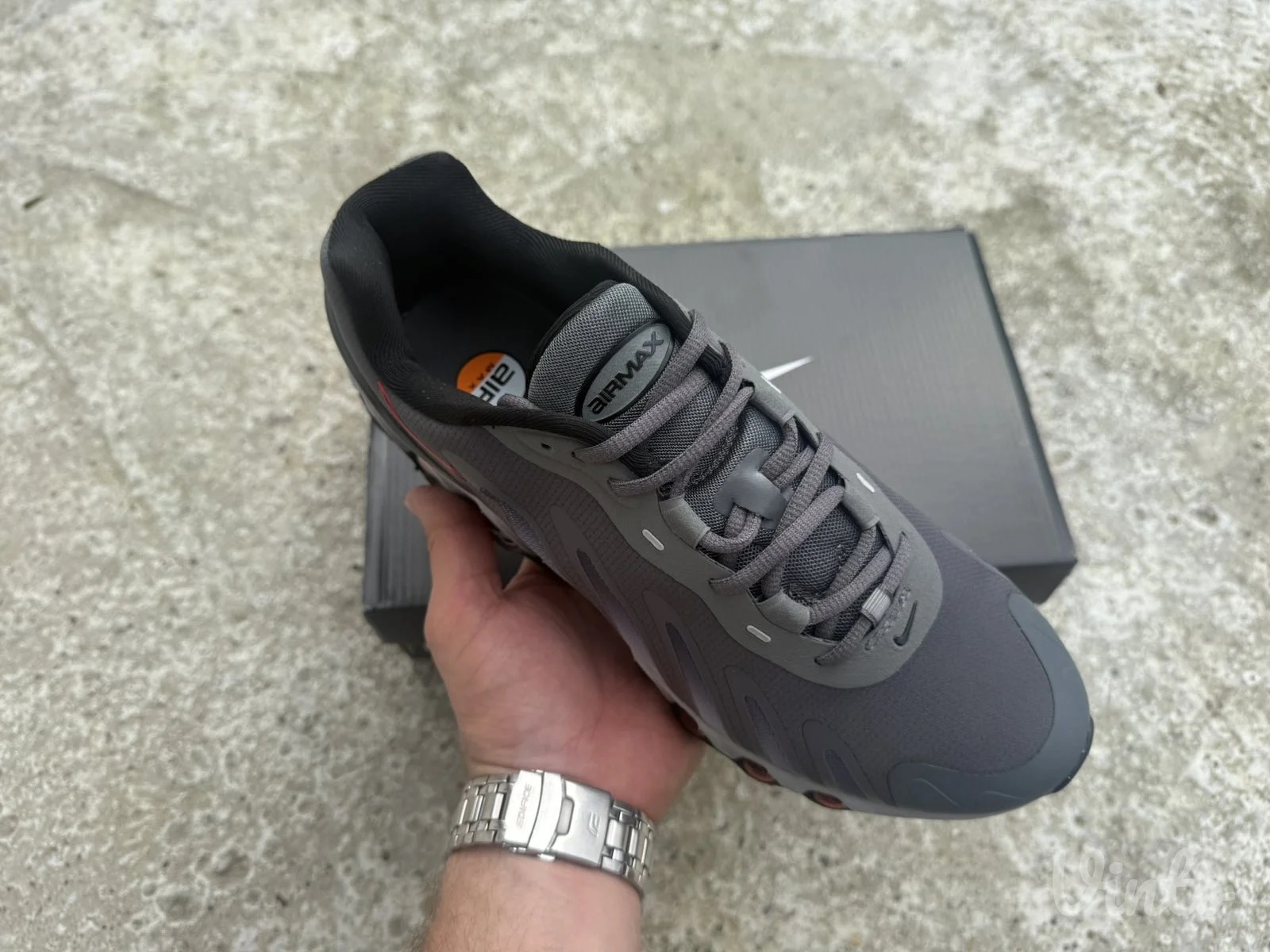 Nike Air Max Dn8 Iron Grey Bright Crimson