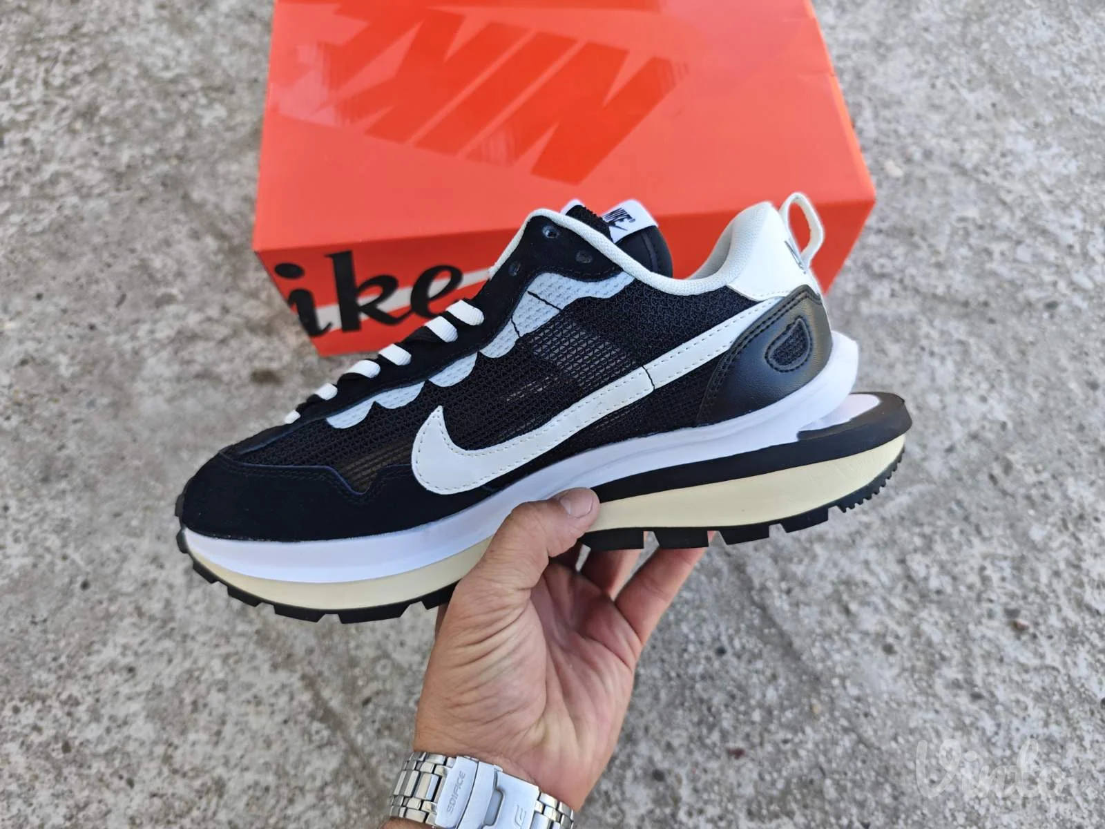 Nike Vaporwaffle Sacai Black White