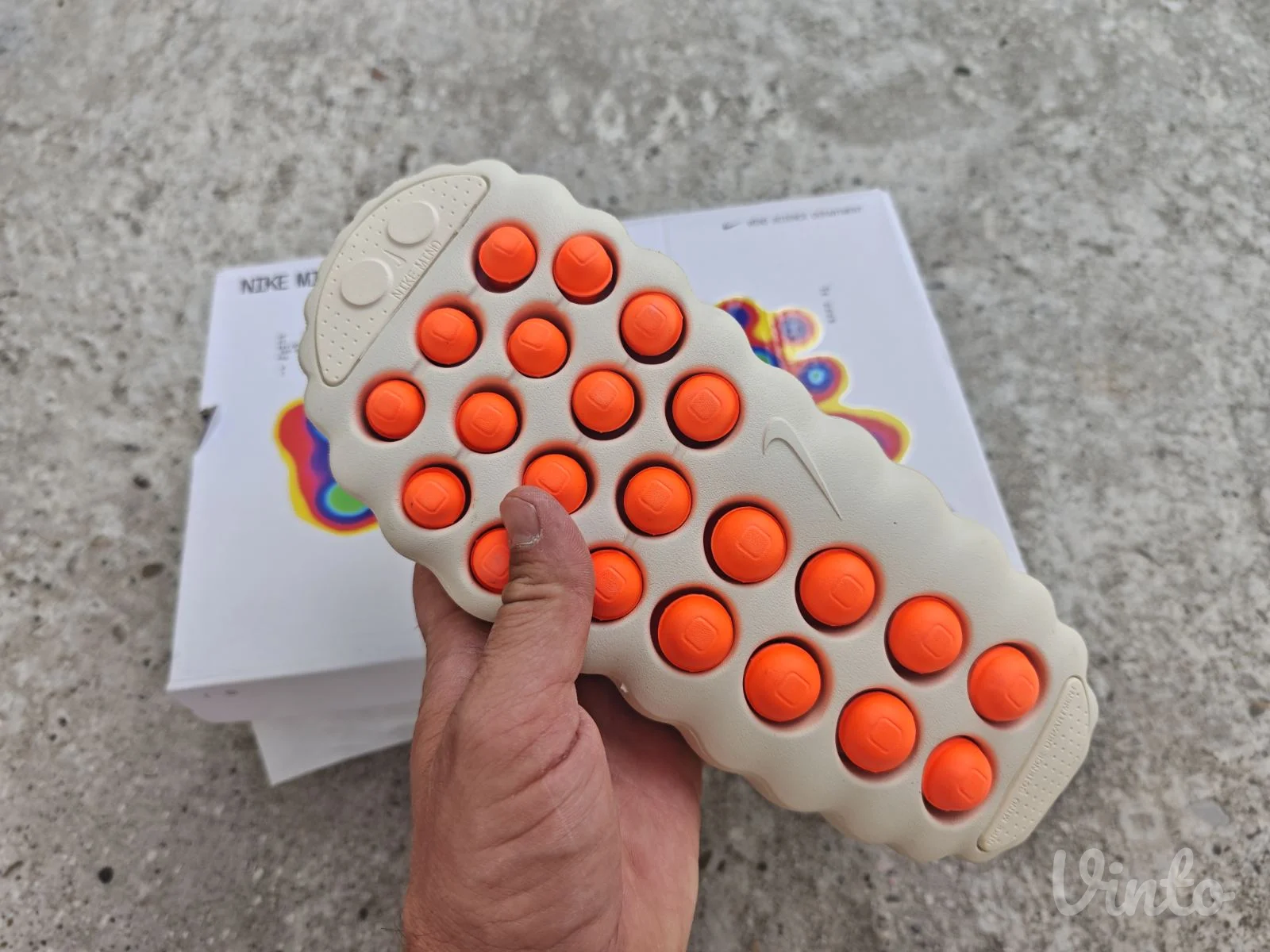 Nike Mind Cream Orange