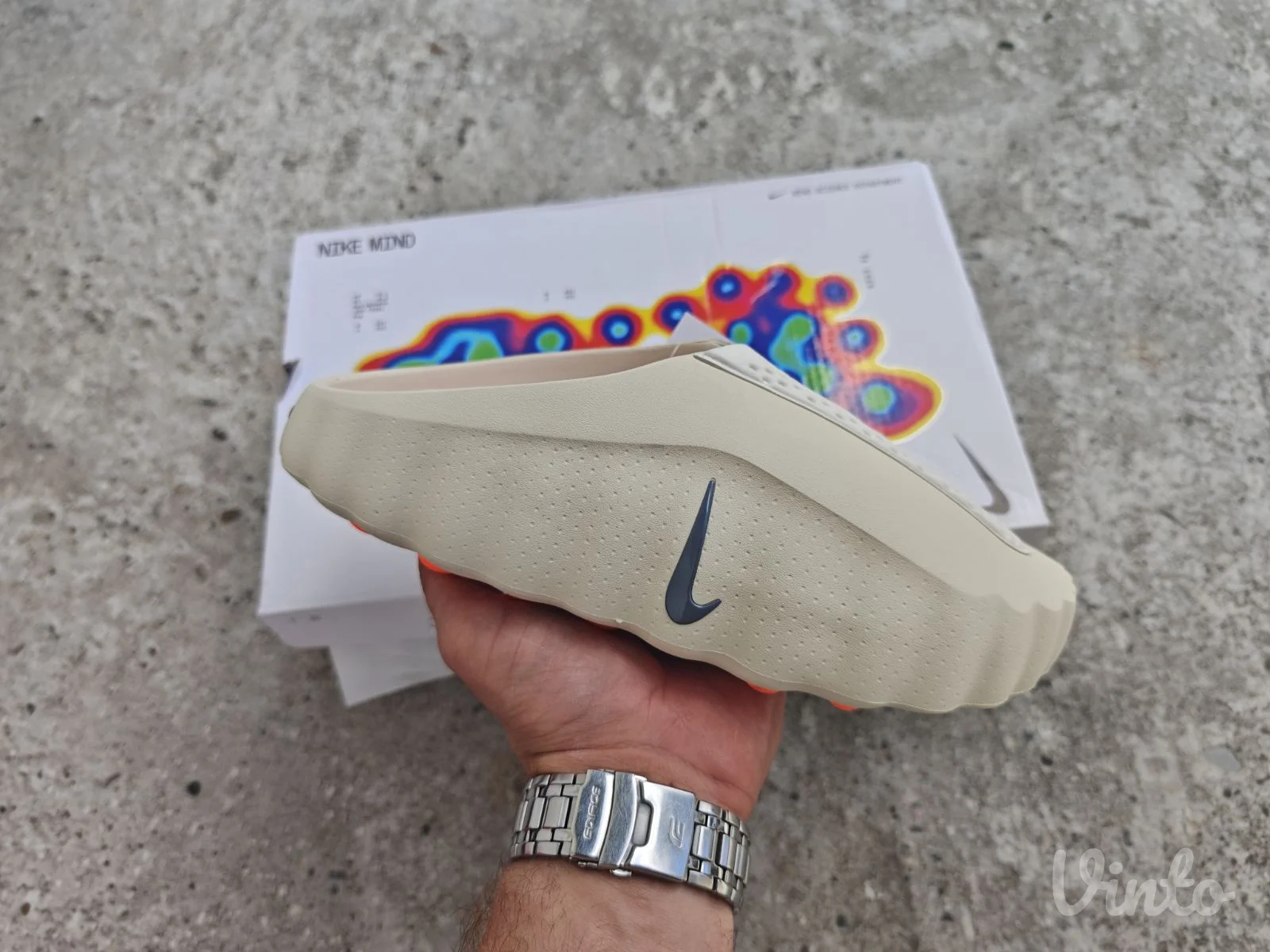 Nike Mind Cream Orange