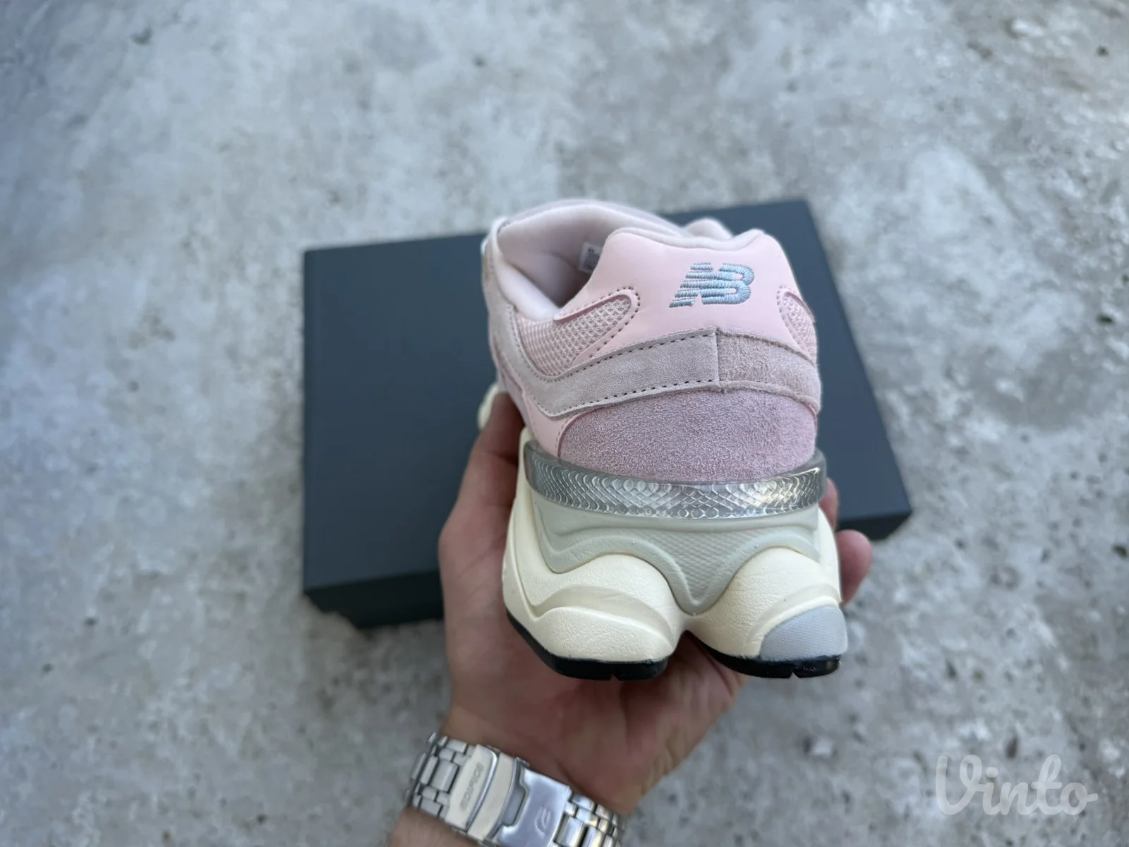 New Balance 9060 Crystal Pink