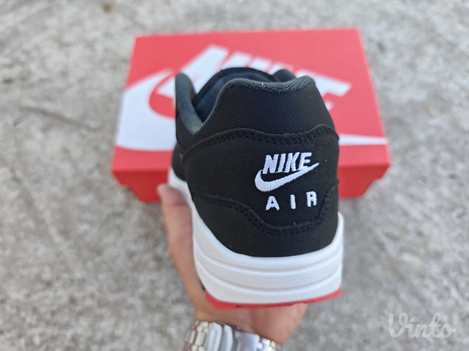 Nike Air Max 1 Mini Swoosh Bred