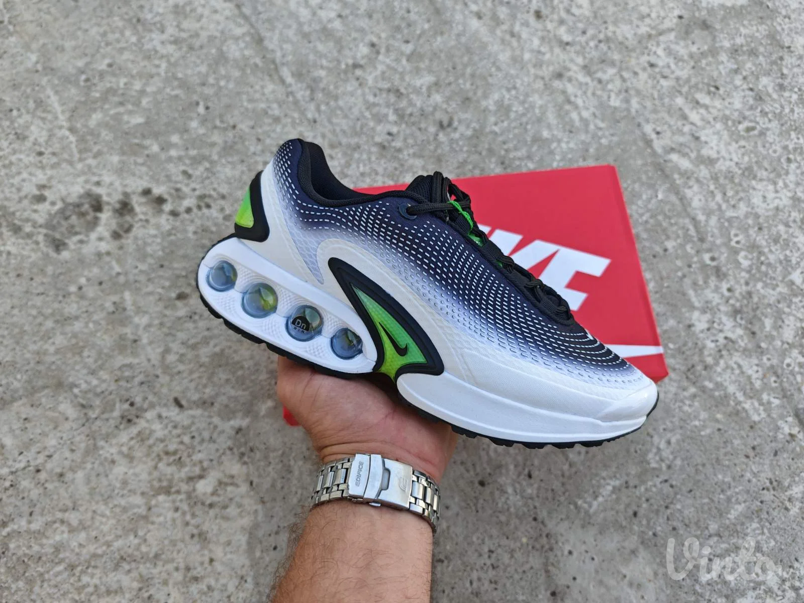 Nike Air Max DN Black Light Bone