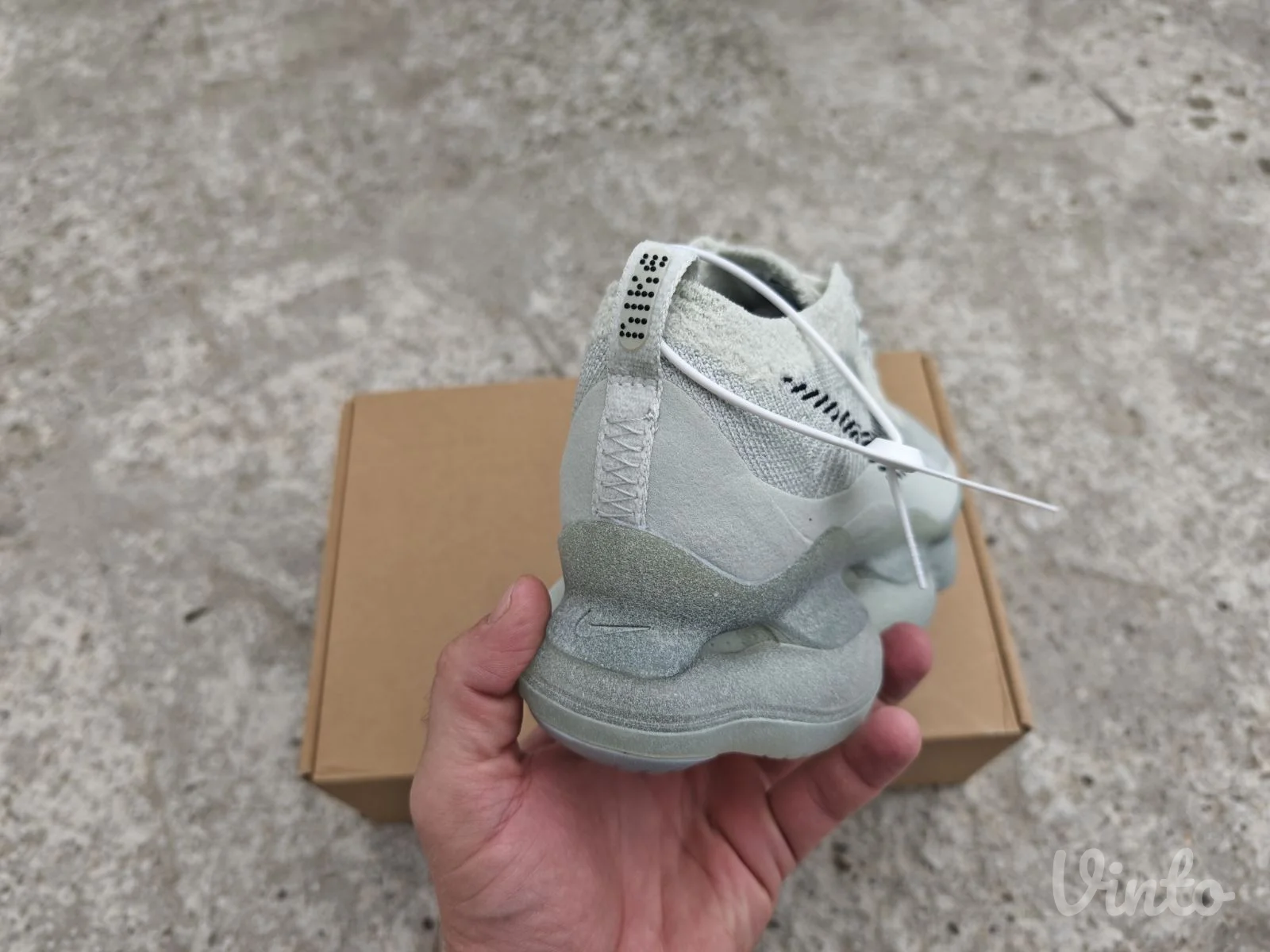 Nike Air Max Scorpion Light Silver Smoke Grey