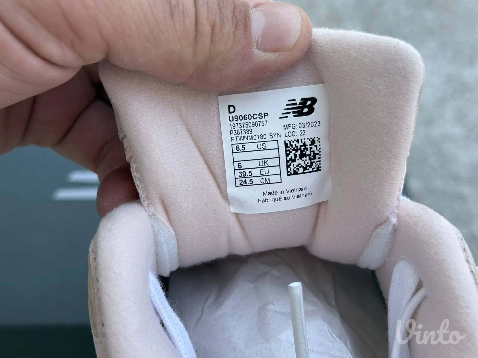 New Balance 9060 Crystal Pink