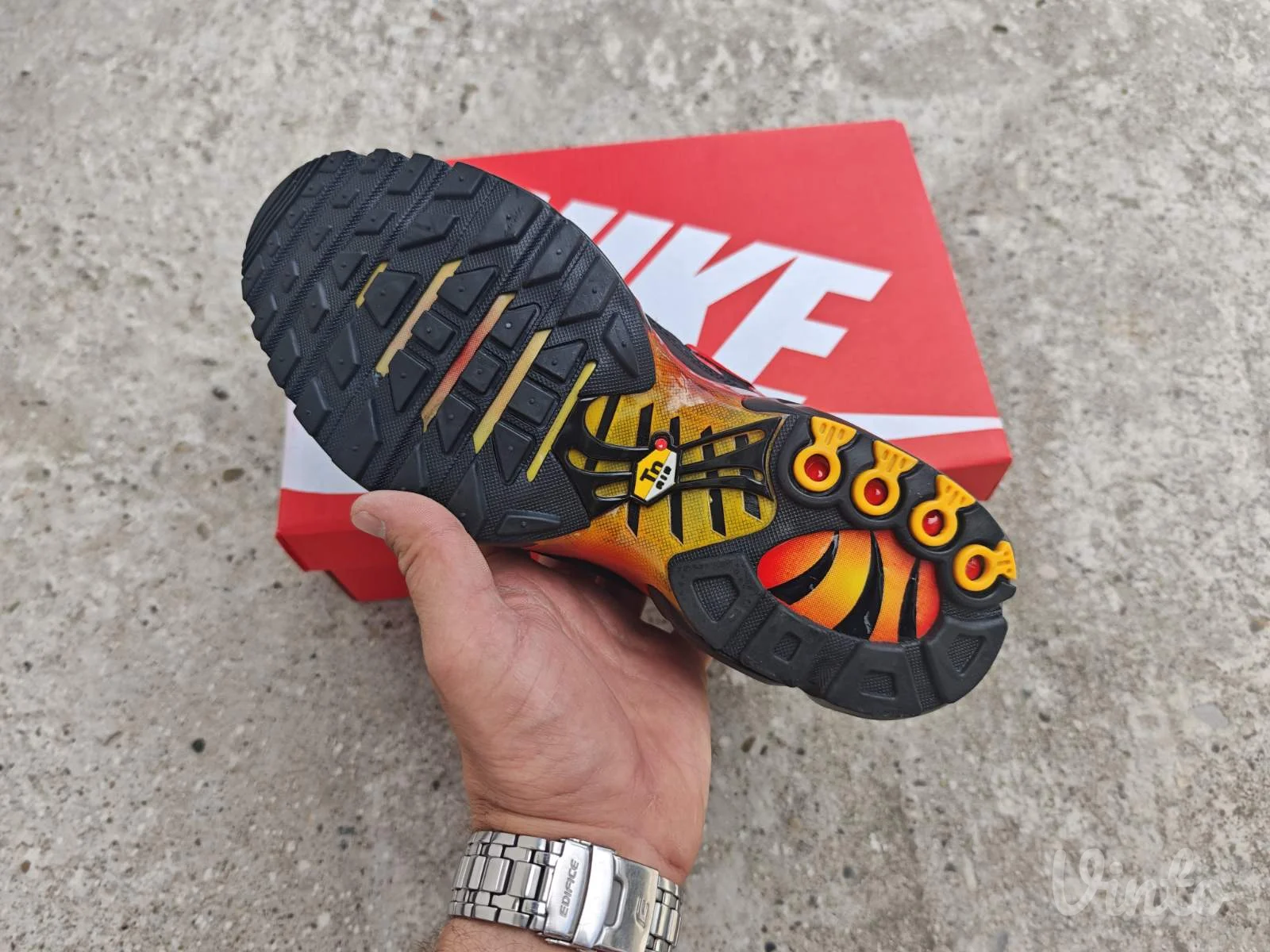 Nike Air Max Plus TN Black University Orange