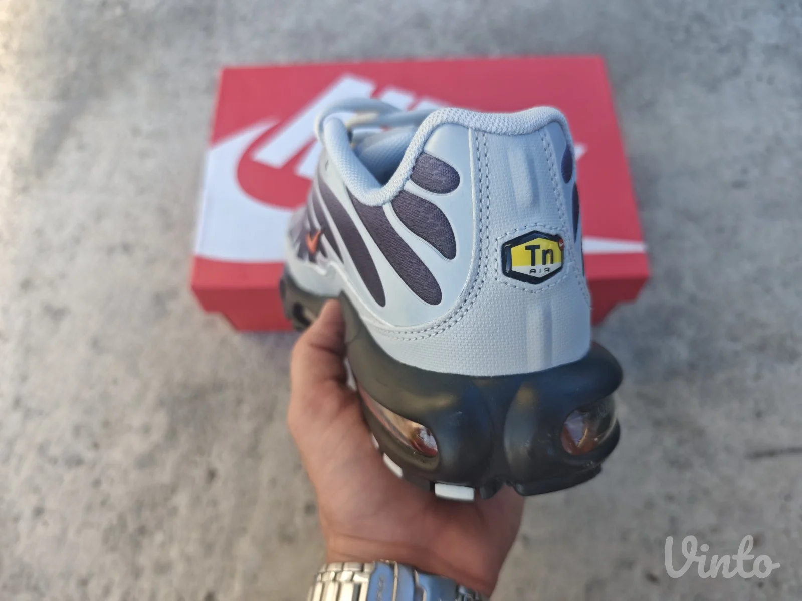 Nike Air Max Plus TN Wolf Grey Picante Red