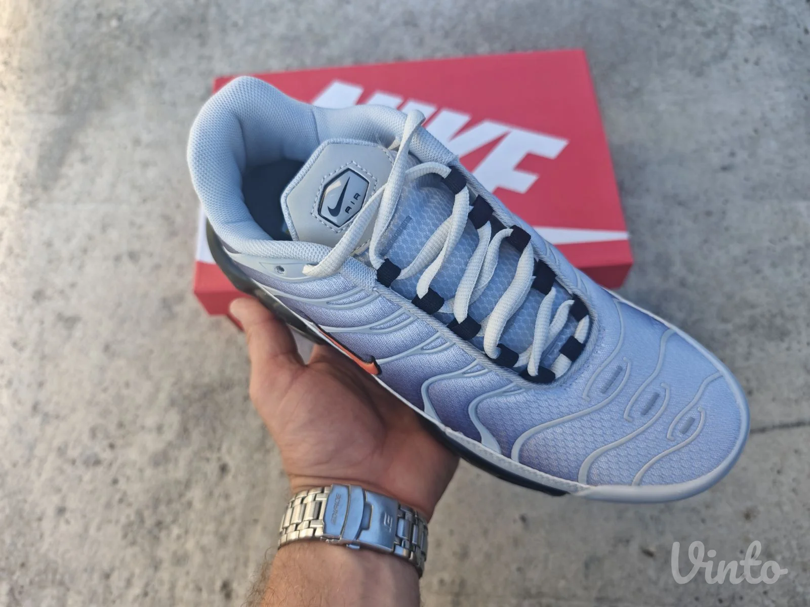 Nike Air Max Plus TN Wolf Grey Picante Red