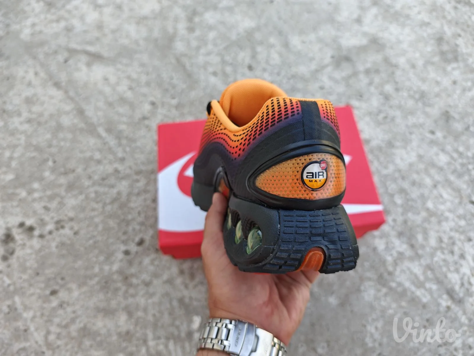 Nike Air Max DN Laser Orange Comet Red